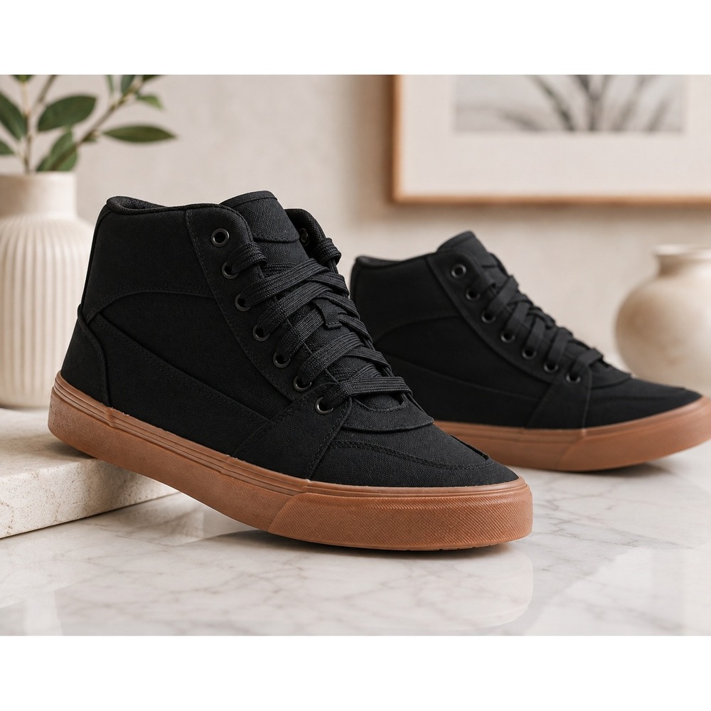 Black Canvas Skate 2.0 High Top Sneakers Gum Sole Mens 8 1/2 8.5 New NWT